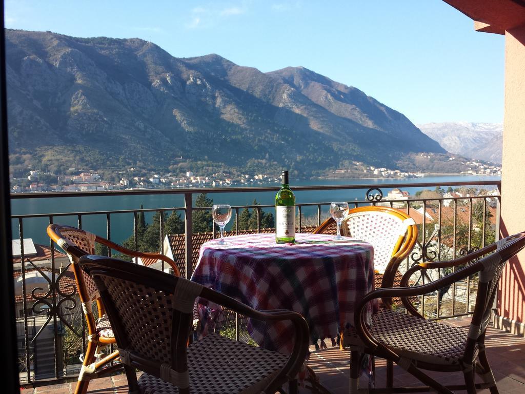 Apartments Lazarevic Kotor Habitación foto